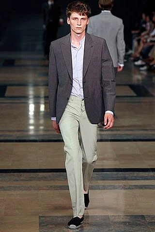 Look 32